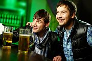 A Little Booze Does Get Men Smiling, Study Confirms