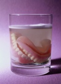 Loss of Teeth Linked to Physical, Mental Decline in Study