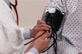 Using Blood Pressure Cuff Right Before Heart Surgery Cuts Heart Damage: Study