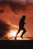Heat Stroke a Greater Threat to Endurance Runners Than Heart Problems: Study