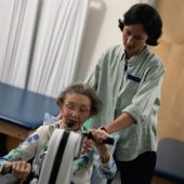 Nursing Home Care Improving for U.S. Minorities, Study Finds
